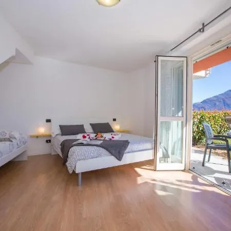 Sleeps 3 Pool Apartamento Pianello Del Lario
